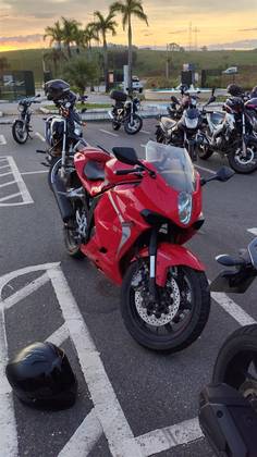 KASINSKI COMET GT 250R 